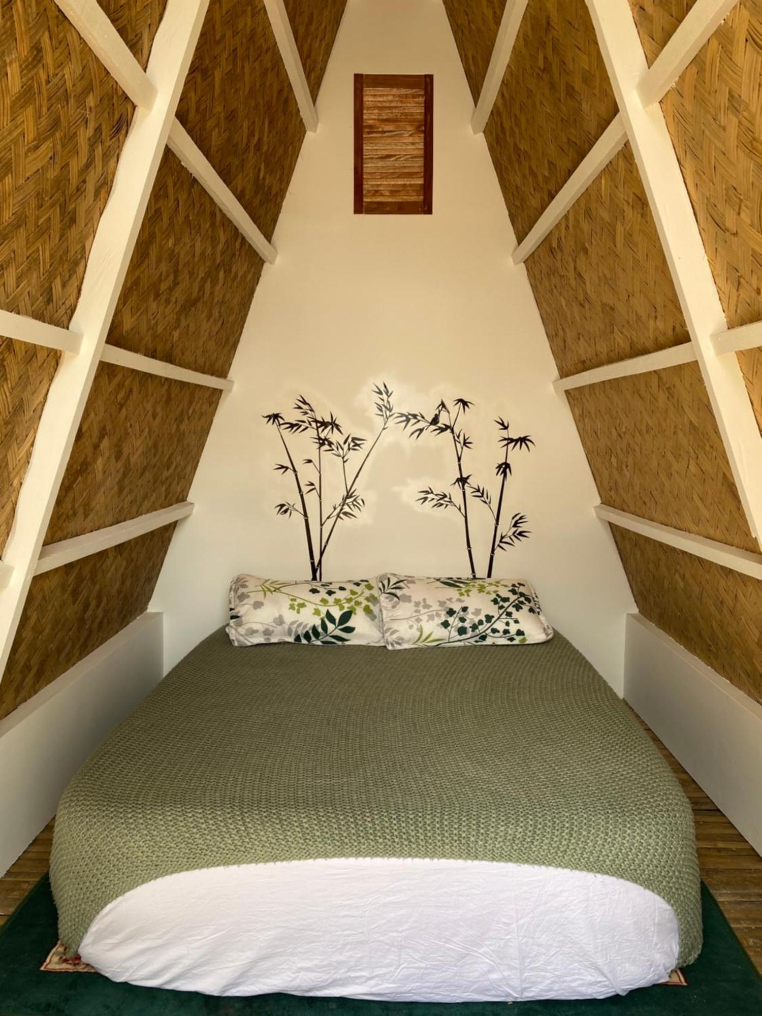 Happy Monkey Hostel Эль-Нидо Экстерьер фото