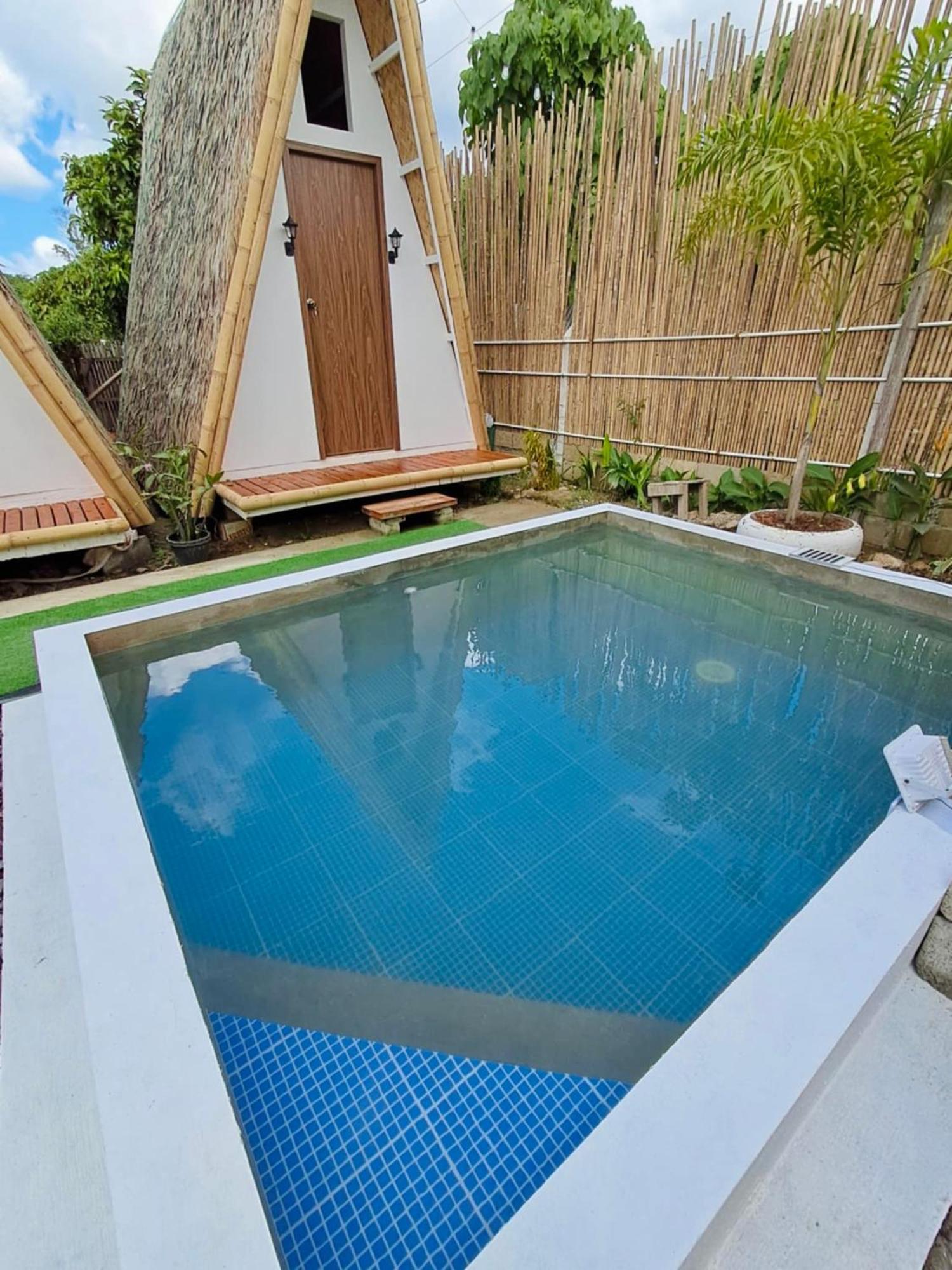 Happy Monkey Hostel Эль-Нидо Экстерьер фото