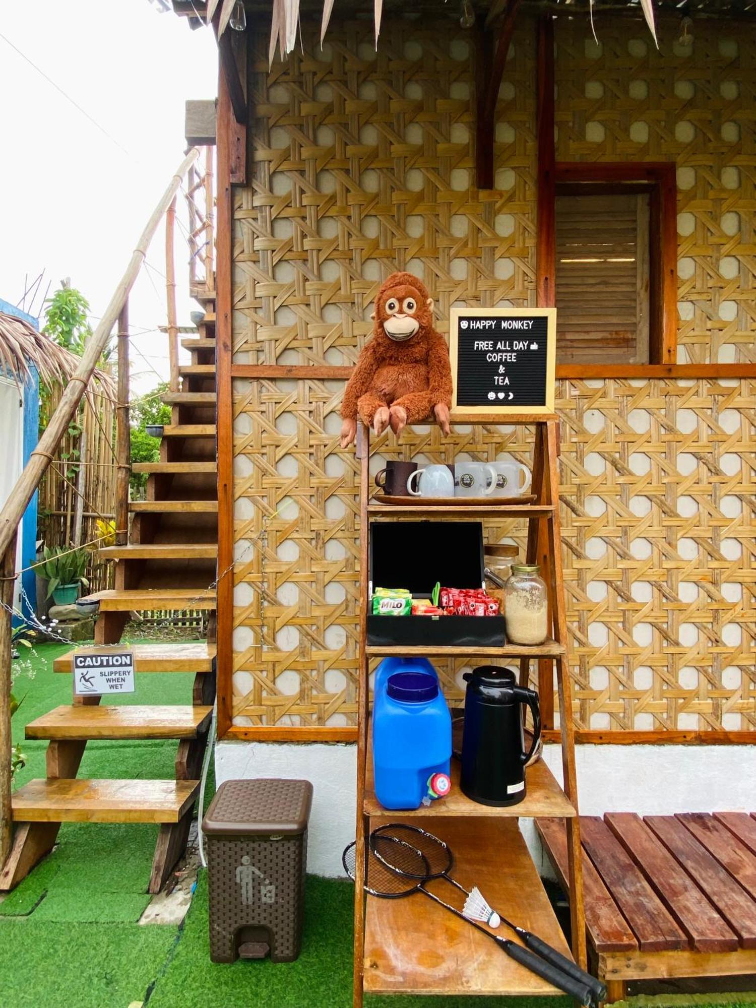 Happy Monkey Hostel Эль-Нидо Экстерьер фото
