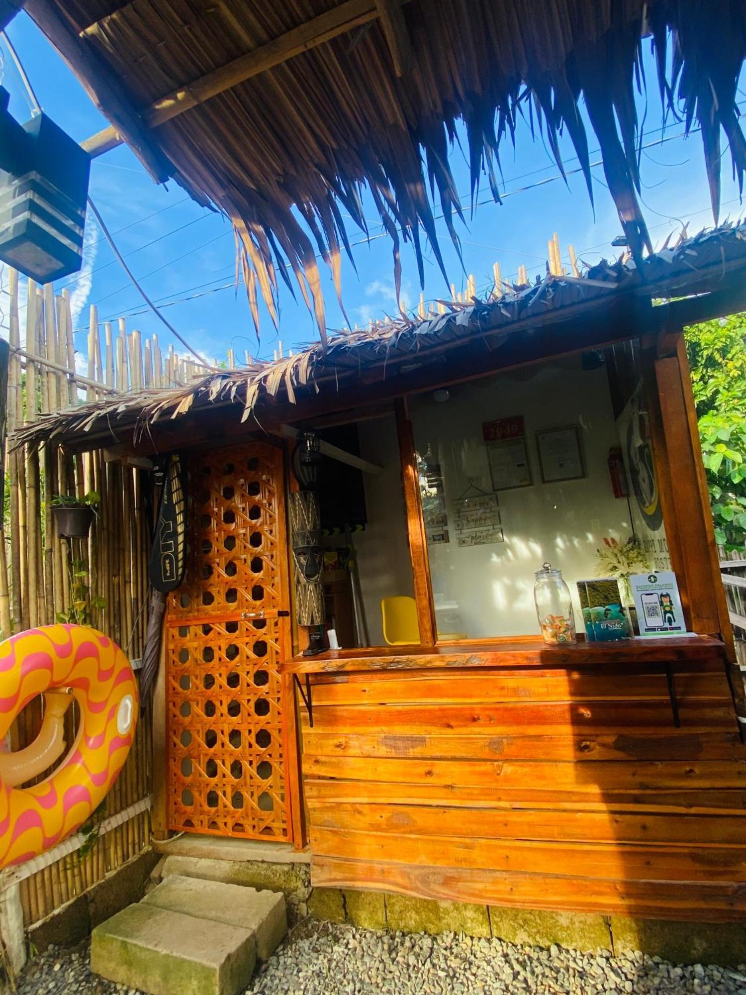 Happy Monkey Hostel Эль-Нидо Экстерьер фото